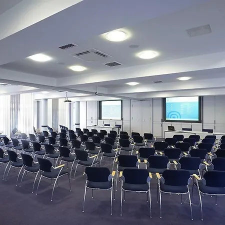 Otel Commundo Tagungshotel Leipzig