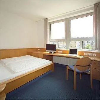 Otel Commundo Tagungshotel 3*