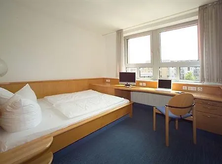 Otel Commundo Tagungshotel Leipzig